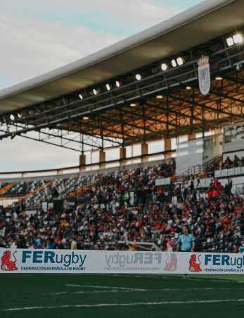 Estadio y grada durante la final internacional de rugby en Badajoz