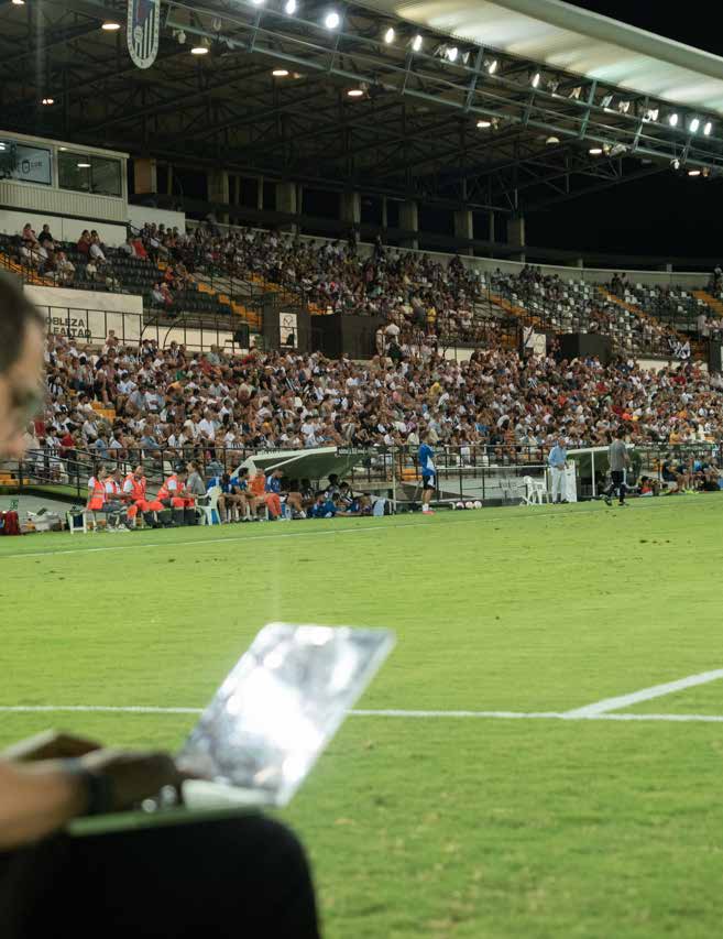 Imagen destacada: CD Badajoz vuelve el fútbol