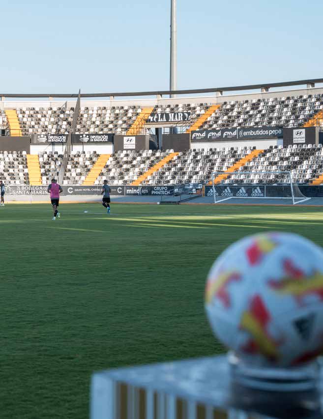 Imagen 1 de CD Badajoz vuelve el fútbol